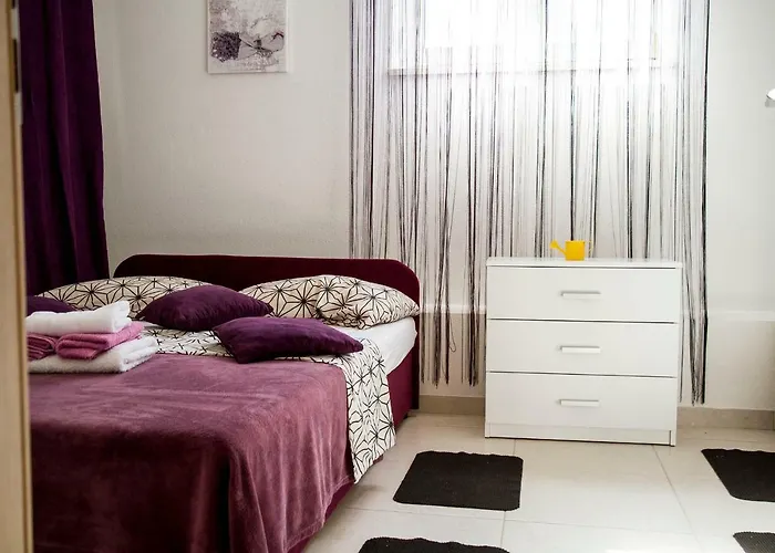 Ivana 2 Apartman *