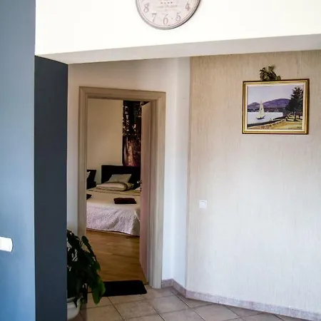Ivana 2 Apartment