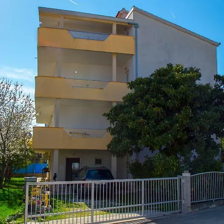 Apartment Ivana 2